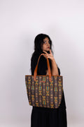 Black Geometric Back Zipper